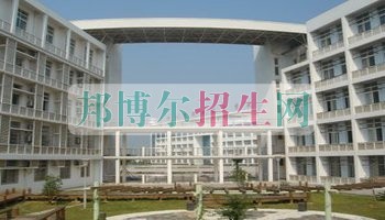 武漢廣場職業技術學院網站網址