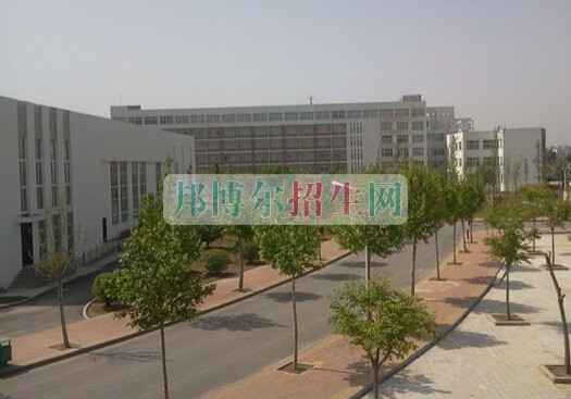 菏澤醫學專科學校