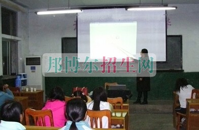 四川核工業職工大學