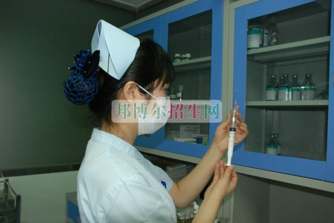高中畢業(yè)可以學(xué)涉外護理嗎
