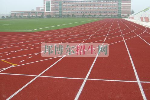 職業學校和職高的區別