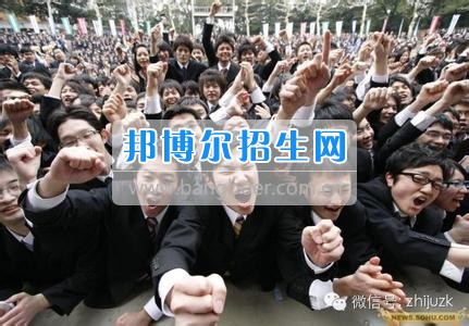 2017年云南新興職業學院畢業生就業壓力與 “職業資格證書”重要性