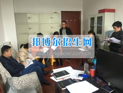 貴州職業技術學院招就中心協同各二級學院做好分類考試招生宣傳工作