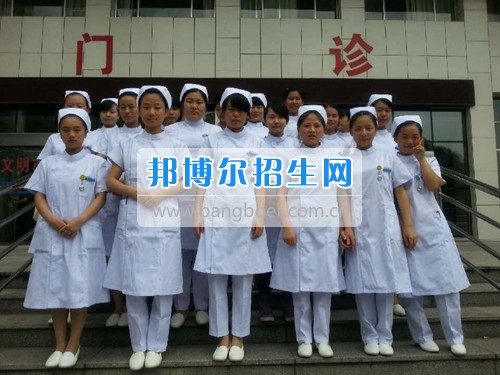 達州遠(yuǎn)航職業(yè)技術(shù)學(xué)校畢業(yè)學(xué)員風(fēng)采