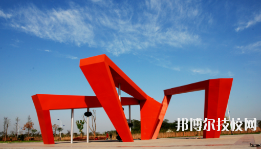 四川商貿(mào)學校2