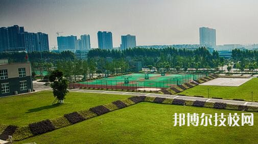 重慶城市建設技工學校2020年報名條件、招生要求、招生對象