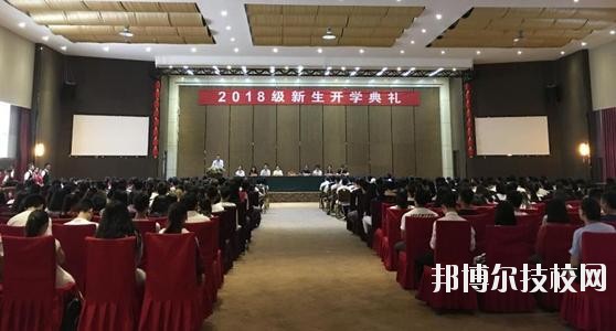成都科華職業技術學校2020年招生辦聯系電話