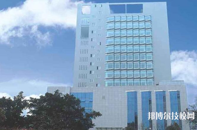 重慶五一高級技工學校2020年學費、收費多少