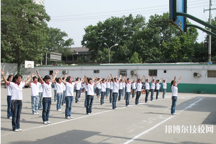 西安利君醫(yī)藥技工學(xué)校2020年報(bào)名條件、招生要求、招生對(duì)象 