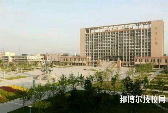 咸陽(yáng)理工職業(yè)專修學(xué)院2020年報(bào)名條件、招生要求、招生對(duì)象