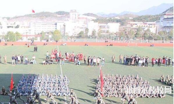 平塘中等職業(yè)學校2020年報名條件、招生要求、招生對象