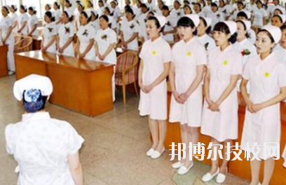 蘭州護(hù)士學(xué)校2020年報(bào)名條件、招生要求、招生對(duì)象