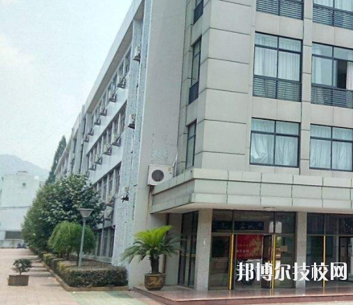 寧海縣第一職業(yè)學校地址在哪里