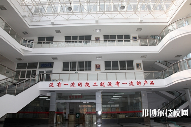 江西技師學(xué)院2020年報(bào)名條件、招生要求、招生對象 