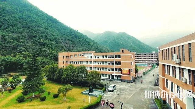 寧波四明職業高級中學怎么樣、好不好