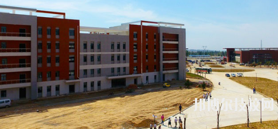甘肅建筑材料工業(yè)學(xué)校2020年報名條件、招生要求、招生對象