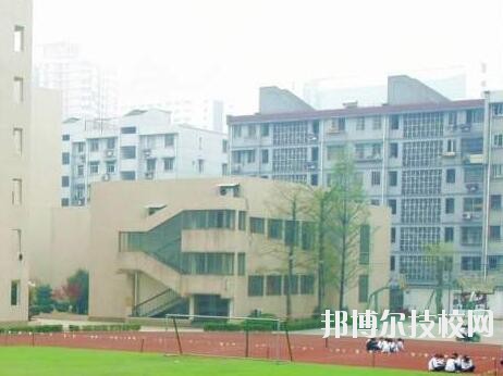 杭州人民職業(yè)學(xué)校2020年報名條件、招生要求、招生對象