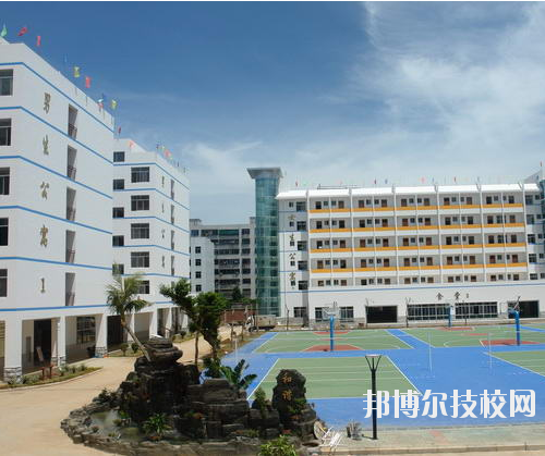 重慶萬州三峽服裝藝術學校2020年有哪些專業