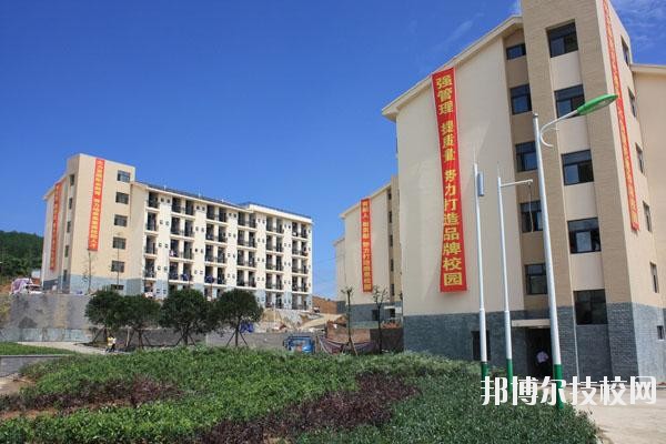 北川羌族自治縣七一職業(yè)中學(xué)2020年報名條件、招生要求、招生對象