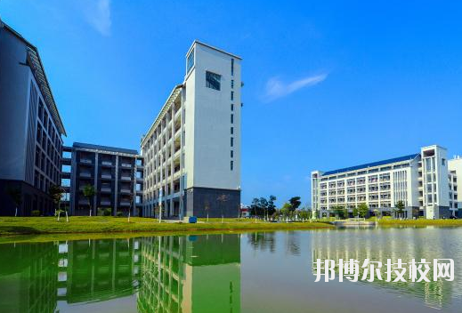 河源衛生學校2020年報名條件、招生要求、招生對象