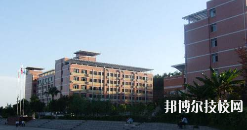 重慶萬州商貿中等專業學校網站網址