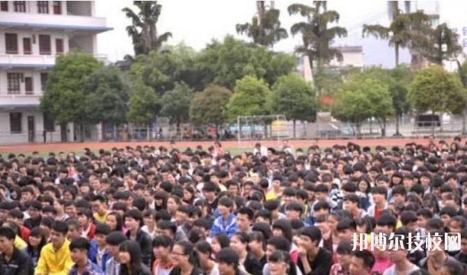 荔波職業(yè)高級中學(xué)2020年報名條件、招生要求、招生對象