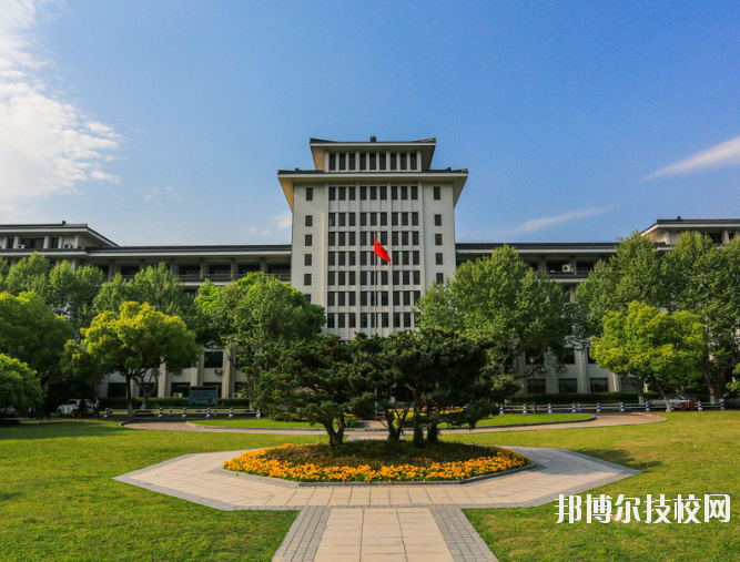 重慶旅游學校建勝分校2020年報名條件、招生要、招生對象求