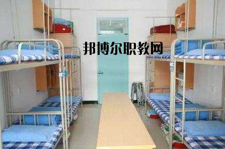 重慶墊江縣第一職業中學校2020年宿舍條件