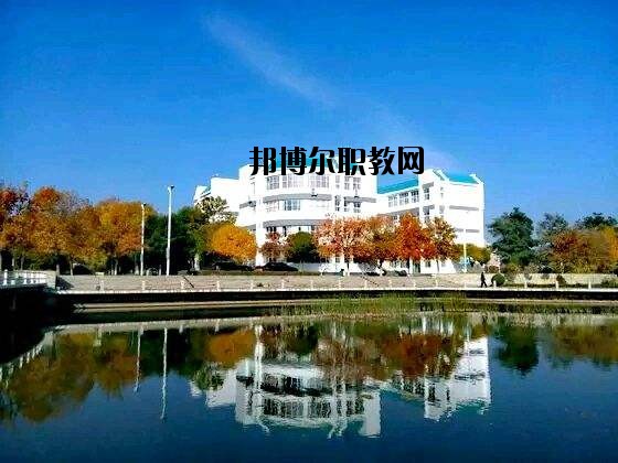 利川民族中等職業技術學校2020年報名條件、招生要求、招生對象