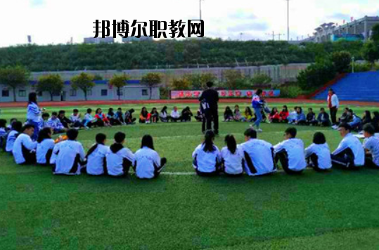 肇慶商務(wù)技工學(xué)校2020年報(bào)名條件、招生要求、招生對(duì)象