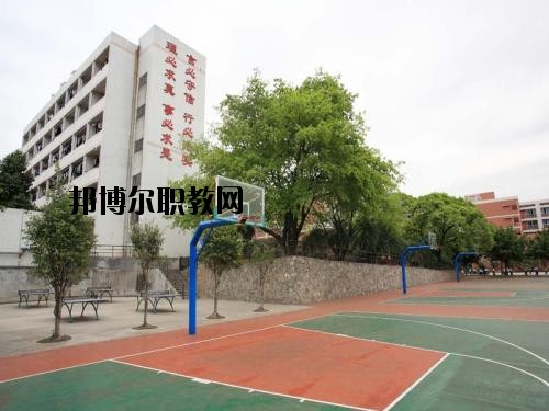 寧都職業(yè)中等專(zhuān)業(yè)學(xué)校2020年招生辦聯(lián)系電話