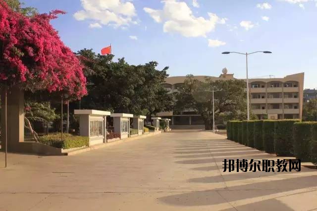 元謀縣職業(yè)高級中學(xué)2020年報(bào)名條件、招生要求、招生對象