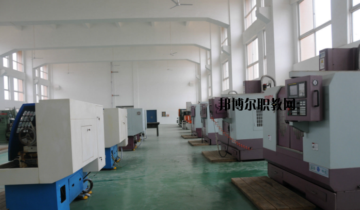 南昌第一中等專業學校2020年招生辦聯系電話