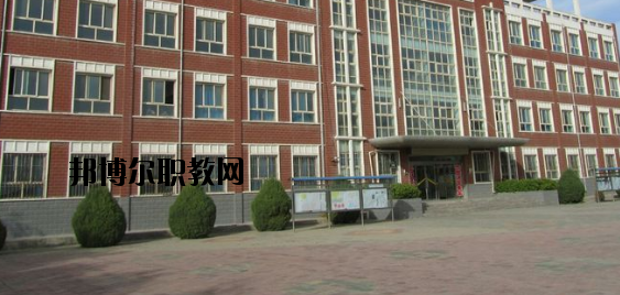 蘭州航空工業(yè)技工學(xué)校2020年報(bào)名條件、招生要求、招生對象