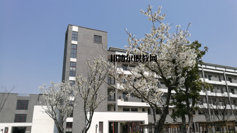 蘇州高等幼兒師范學校2020年報名條件、招生要求、招生對象