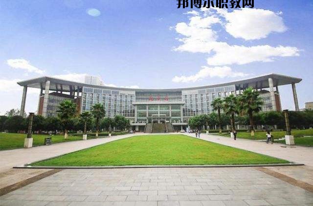 麻城順河高級職業中學2020年報名條件、招生要求、招生對象