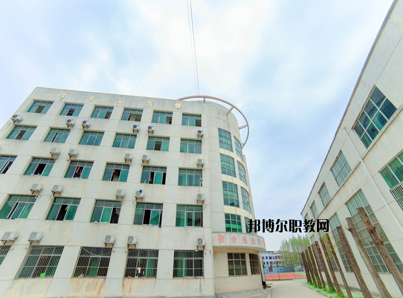 黃岡技師學(xué)院2020年報名條件、招生要求、招生對象
