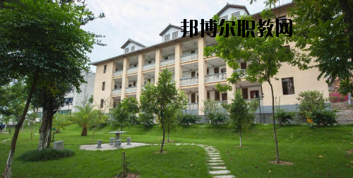 梅州農(nóng)業(yè)學(xué)校2020年報(bào)名條件、招生要求、招生對(duì)象