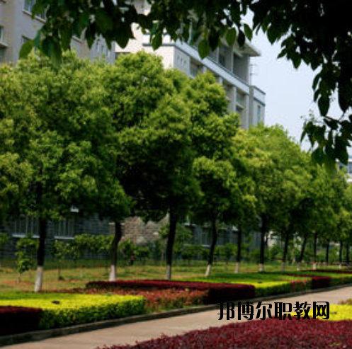 河南郟縣科技中等專業(yè)學校2021年報名條件、招生要求、招生對象