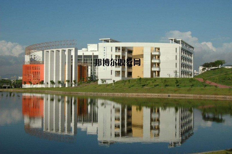 公安三星中等職業(yè)學校怎么樣、好不好