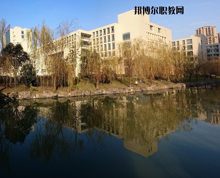 舟山普陀旅游職業技術學校網站網址