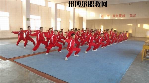 吉安文武學(xué)校2020年報(bào)名條件、招生要求、招生對象 