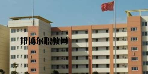 承德華中管理中專學校2020年有哪些專業 