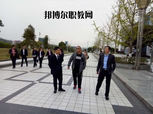南充應(yīng)用技術(shù)職業(yè)學(xué)校2020年報(bào)名條件、招生要求、招生對(duì)象