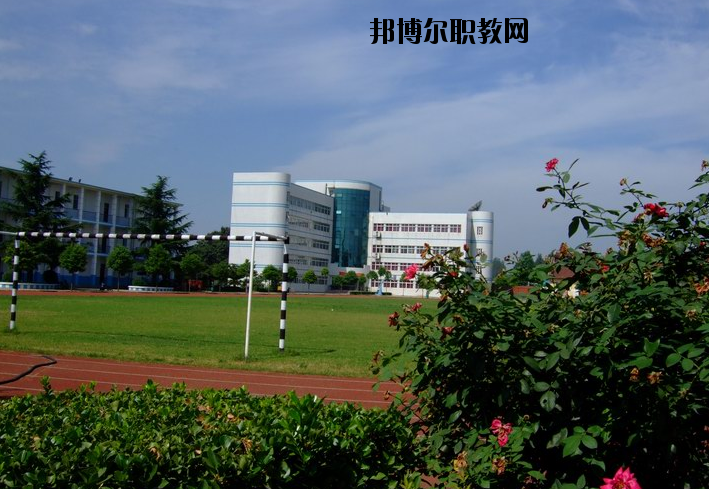 南陽(yáng)建筑工程學(xué)校2021年報(bào)名條件、招生要求、招生對(duì)象