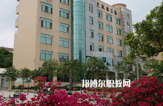 湛江海濱職業技術學校2020年報名條件、招生要求、招生對象