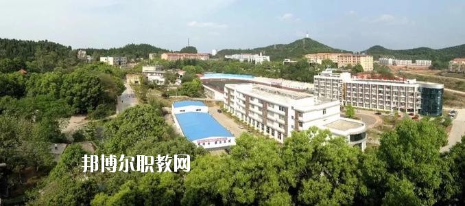 綿陽(yáng)交通技工學(xué)校2020年報(bào)名條件、招生要求、招生對(duì)象