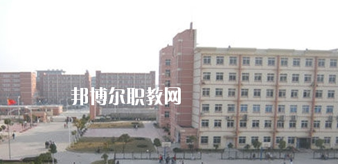 南寧九三中等職業(yè)學(xué)校2020年報(bào)名條件、招生要求、招生對(duì)象