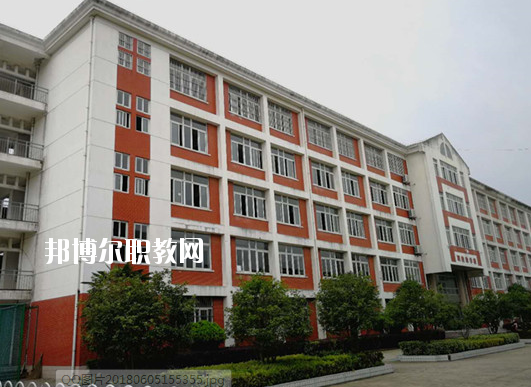 合肥通用技術(shù)學(xué)校2020年報名條件、招生要求、招生對象