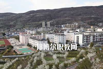 漢源縣職業高級中學2020年報名條件、招生要求、招生對象